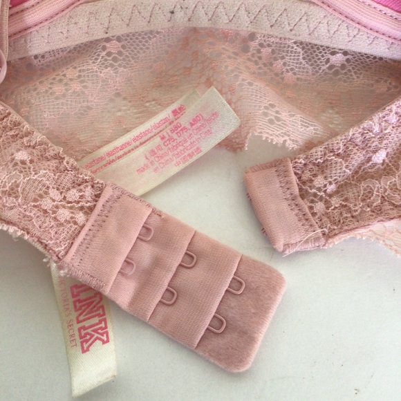 PINK VICTORIAS SECRET LACE WIRELESS PUSH UP BRA SIZE MEDIUM - Picture 14 of 16